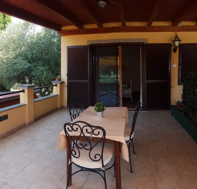Bed And Breakfast La Corte Degli Ulivi Civitavecchia Habitación foto